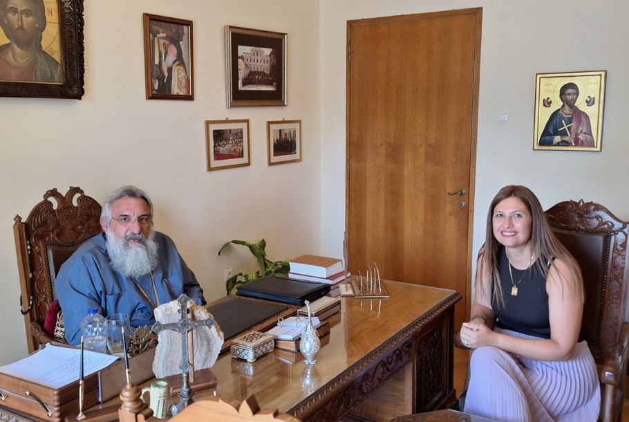 Το δώρο που συγκίνησε τον Αρχιεπίσκοπο Κρήτης Το δώρο που συγκίνησε τον Αρχιεπίσκοπο Κρήτης